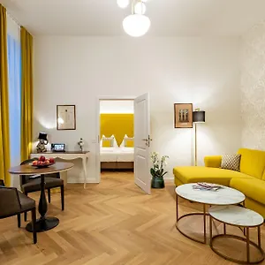 Theaterhotel & **** Viena