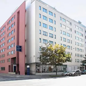 Novotel Donau **** Viena