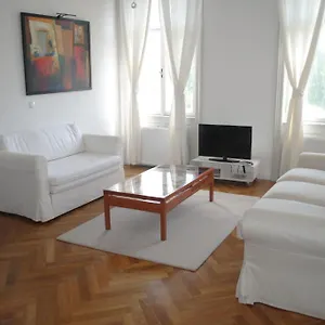 Kunsthaus Apartment
